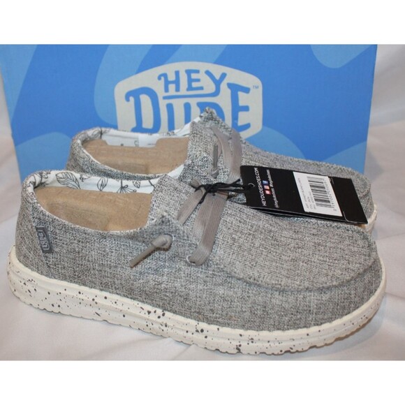 Hey Dude Wendy Linen Blend Women's SZ 6 Light Grey Lightweight Slip On Shoes NEW - Picture 1 of 6